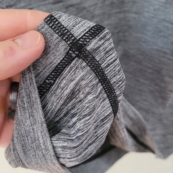 Lululemon stretch golf or casual shirt - Picture 6 of 9